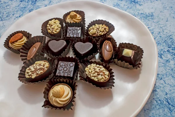 Ready Eat Special Chocolates Plate — Stock Photo, Image