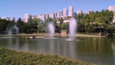 İstanbul, Türkiye - 20 Ağustos 20.istanbul, Bahçeşehir 'den şehir manzaralı Avrupa ve Asya kıtaları arasındaki rüya şehir.