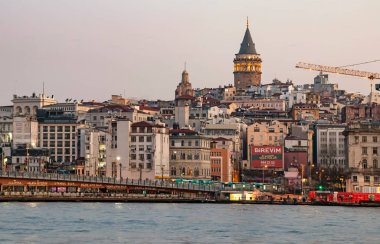 İstanbul 'un tarihi galata kulesi İstanbul turistik ikonu 4 Mart 2021