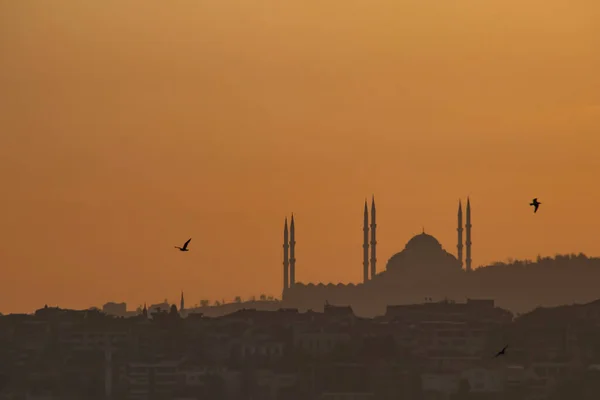 Silhouette Mosquée Lever Soleil Camlica Istanbul — Photo
