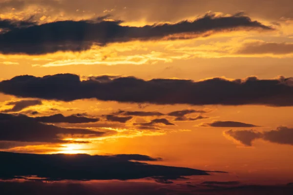 Gökyüzünde Gün Doğumu Sabah Vakti Bulutlar — Stok fotoğraf