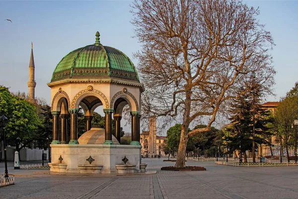 Sultanahmet Stambuł Indyk Kwiecień 2021 Miasto Marzeń Pomiędzy Europą Kontynentami — Zdjęcie stockowe