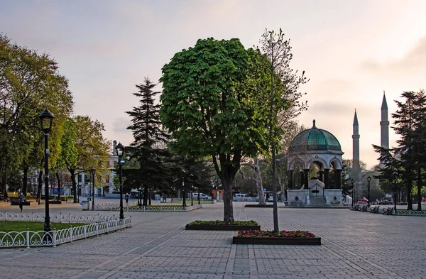 Sultanahmet Stambuł Indyk Kwiecień 2021 Miasto Marzeń Pomiędzy Europą Kontynentami — Zdjęcie stockowe