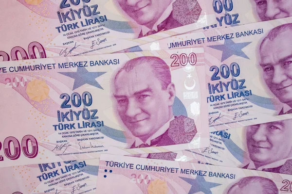 200个用于金融和经济指标的土耳其里拉钞票 — 图库照片