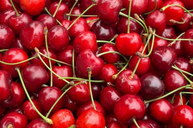 Böğürtlen, yaz mevsiminin en popüler meyvesi.. 