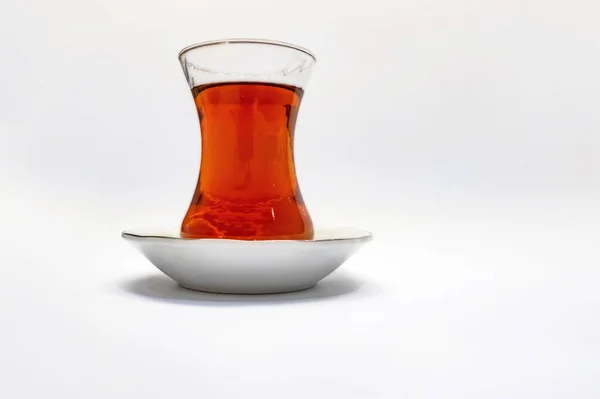 Prêt Boire Thé Turc Traditionnel Dans Une Tasse Verre — Photo