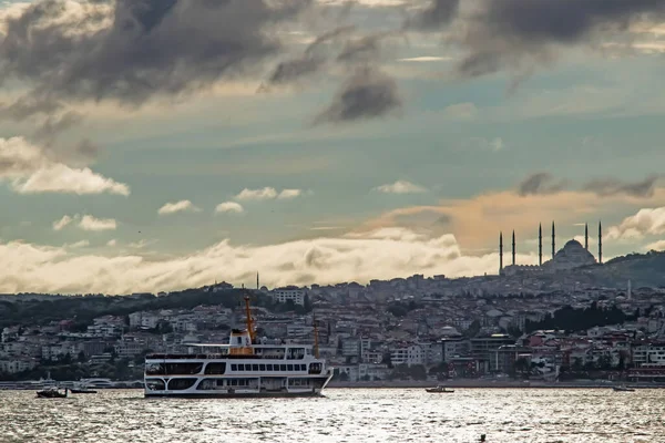 Κωνσταντινούπολη Ονειρική Πόλη Μεταξύ Των Ηπείρων Της Ευρώπης Και Της — Φωτογραφία Αρχείου