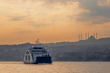 İstanbul, Türkiye-Haziran 7.2021.İstanbul, Avrupa ve Asya kıtaları arasındaki rüya şehir, tarihi, modern ve doğal güzellikleriyle