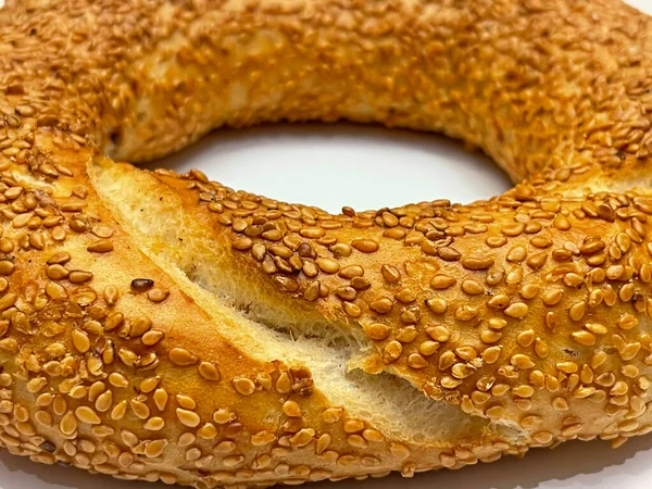 Close Tradicional Bagel Turco Simit Com Sésamo — Fotografia de Stock