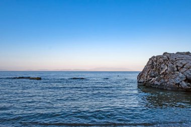 Yaz tatilini ve denizi seven turistler için Ege Denizi 'nin berrak ve mavi suları