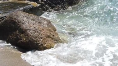 Yaz tatilini ve denizi seven turistler için Ege Denizi 'nin berrak ve mavi suları