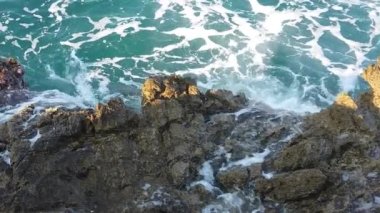 Yaz tatilini ve denizi seven turistler için Ege Denizi 'nin berrak ve mavi suları