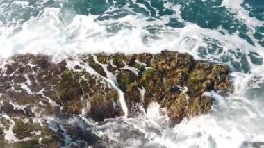 Yaz tatilini ve denizi seven turistler için Ege Denizi 'nin berrak ve mavi suları