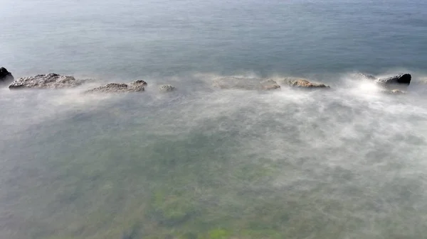 Длительное Воздействие Приморские Скалы Морской Пейзаж — стоковое фото
