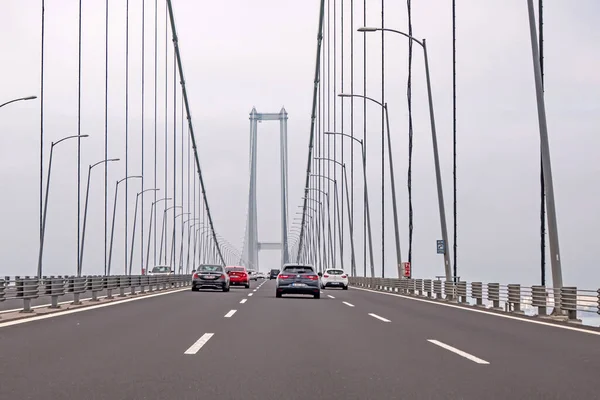 Izmit Turchio Luglio 2021 Ponte Osmangazi Veicolo Che Attraversa Tra — Foto Stock