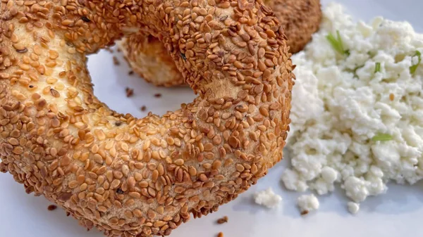 Close Klaar Traditionele Turkse Maaltijd Eten Simit — Stockfoto