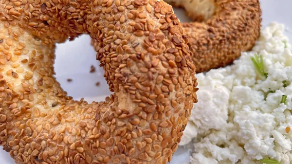 Primo Piano Pronto Mangiare Pasto Tradizionale Turco Simit — Foto Stock