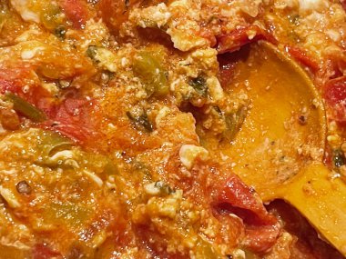 Geleneksel Türk kahvaltısı için hazır mısınız, Menemen?