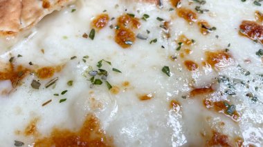 Peynirli Türk pidesini yemeye hazır mısın?