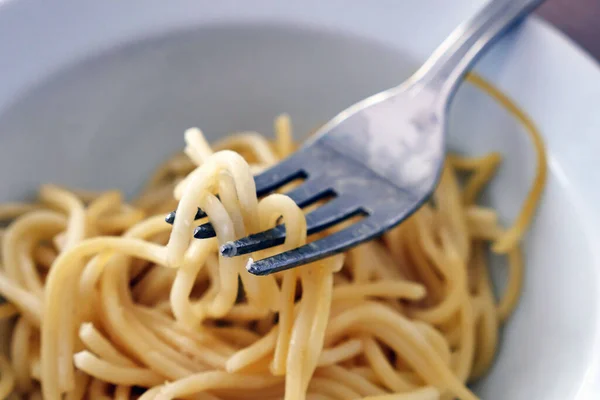 Nahaufnahme Pasta Auf Der Gabel Spitze — Stockfoto