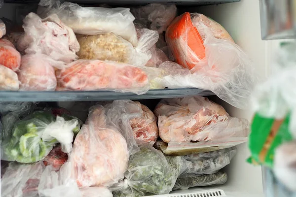 Donmuş gıda, donmuş sebze ve yiyecek stokları.,