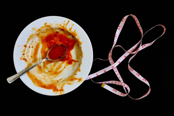 Viel Essen Und Zunehmen Fertiger Teller Und Maßband — Stockfoto