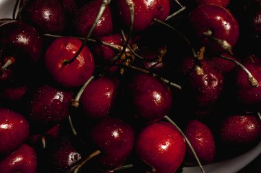 Geçmişi. Kiraz dokuları. sulu, güzel, dökülen kiraz