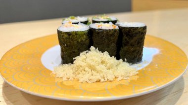 Gevrek Tempura Gevreğiyle Savory Sushi Rolls