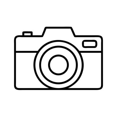 Bir dijital kameranın temel özelliklerini vurgulayan temiz, basit bir siyah çizgi sanat simgesi. Modern kullanıcı arayüzleri, web tasarımı, mobil uygulamalar ve net bir fotoğrafçılık veya görüntüleme sembolü gerektiren grafik projeleri için mükemmel.