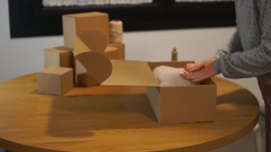 Sürdürülebilir Pakete Kalp Şekli Kart Ekleniyor