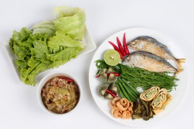 Yeşil biber daldırma 