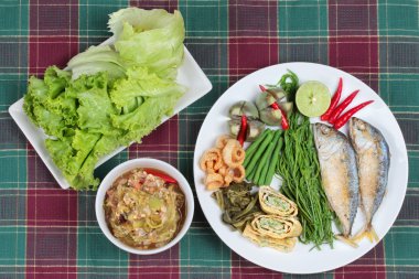 Yeşil biber daldırma 