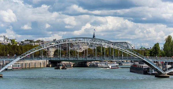 Steel Bridge Aross Seine River Agains Clouds Sky Paris France — Stock Photo, Image