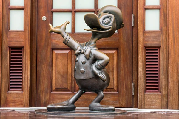 Statue Bronze Donald Duck Boutique Disney Shanghai Chine — Photo