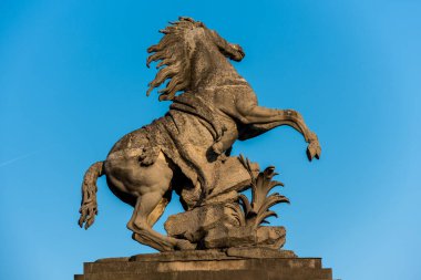 Cheval de Marly ya da Marly Atları, Guillaume Coustou tarafından Fransa 'nın başkenti Paris' te bulunan Concorde Meydanı 'nda yapıldı.