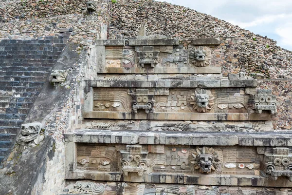 Détails Architecturaux Avec Drain Évier Tête Dragon Importantes Pyramides Mésoaméricaines — Photo
