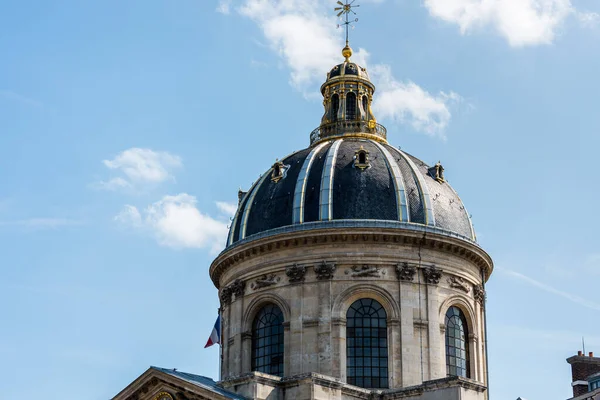 Cúpula Institut France Margem Rio Sena Paris Uma Sociedade Francesa — Fotografia de Stock