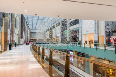 Dubai Alışveriş Merkezi, BAE 'deki en büyük alışveriş merkezlerinden biri.