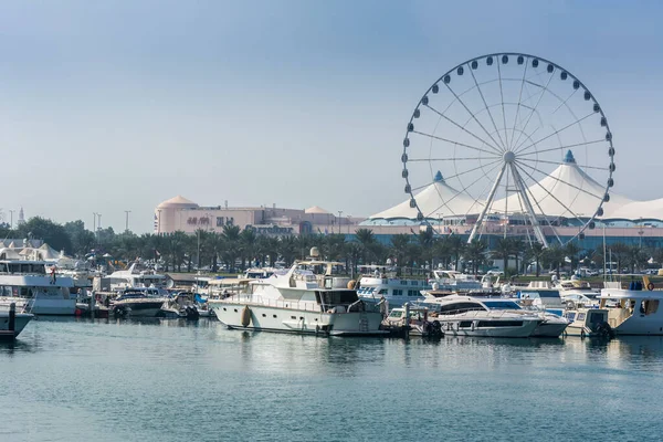 Port Abu Zabi Zjednoczone Emiraty Arabskie — Zdjęcie stockowe