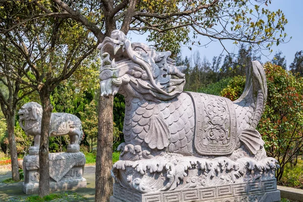 Qilin Kylin 이라고 불리는 용머리 유니콘 Dragon Head Unicorn 신화에 — 스톡 사진