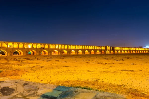 Arcos Vista Nocturna Con Efecto Luz Del Puente Allahverdi Khan — Foto de Stock