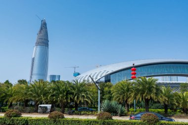 Çin 'in Nanshan Shenzhen' indeki Shenzhen Körfezi 'nde modern bir bina.