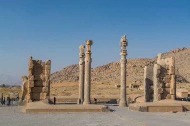 İran 'ın Şiraz kentindeki Persepolis' teki harabeler. Achaemenid İmparatorluğu 'nun törensel başkenti. UNESCO Dünya Mirası