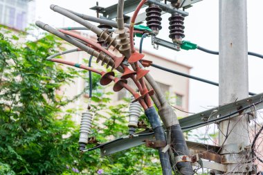Shenzhen, Çin 'deki elektrik kablosu, elektrik dağıtımı ve iletim hizmetleri için ısı küçültme ve soğuk küçültme sonlandırmaları