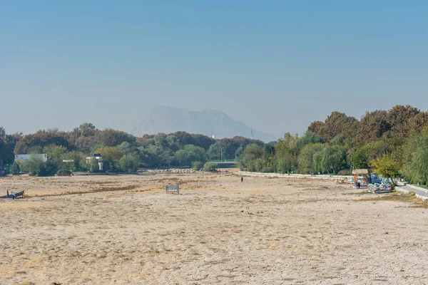 Bank Drought Zayandeh River Winter View Seh Pol Bridge Thirty — Stock Photo, Image