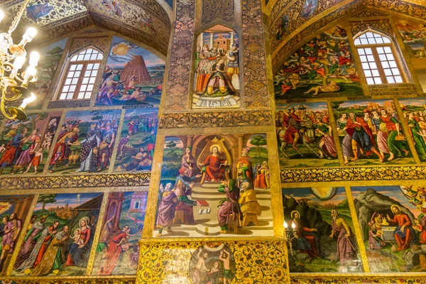Fräscha Och Förgyllda Skulpturer Kristendomen Historiska Byggnaderna Vank Katedralen Isfahan — Stockfoto