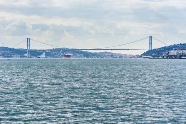 Stanbul Türkiye Deki Stanbul Boğazı Ndaki Asma Köprüden Biri Olan — Stok fotoğraf