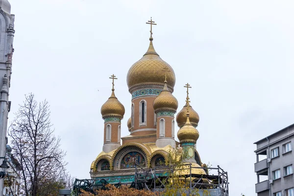 圣尼古拉斯俄罗斯教堂 Nicholas Russian Church 俄罗斯东正教教堂 位于罗马尼亚布加勒斯特市中心 紧邻大学广场 Mikhail Nikolaevich Giers于1905年开始建造这座大楼 — 图库照片