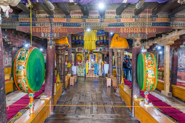 Interiør Med Fargerike Garderobe Tradisjonell Tibetansk Historisk Bygning Thiksay Gompa – stockfoto