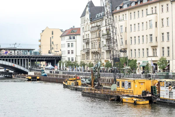Riverside Berlin 'de. Şehrin yeniden inşası